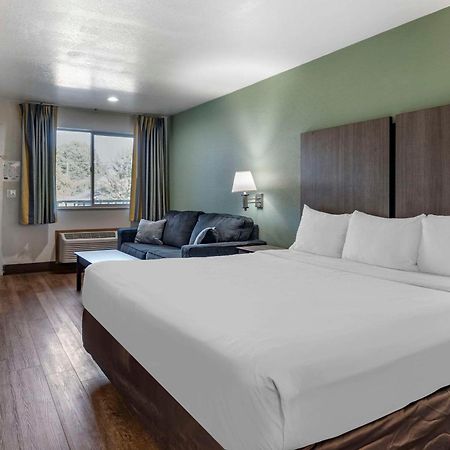Econo Lodge Portland Airport Exteriér fotografie