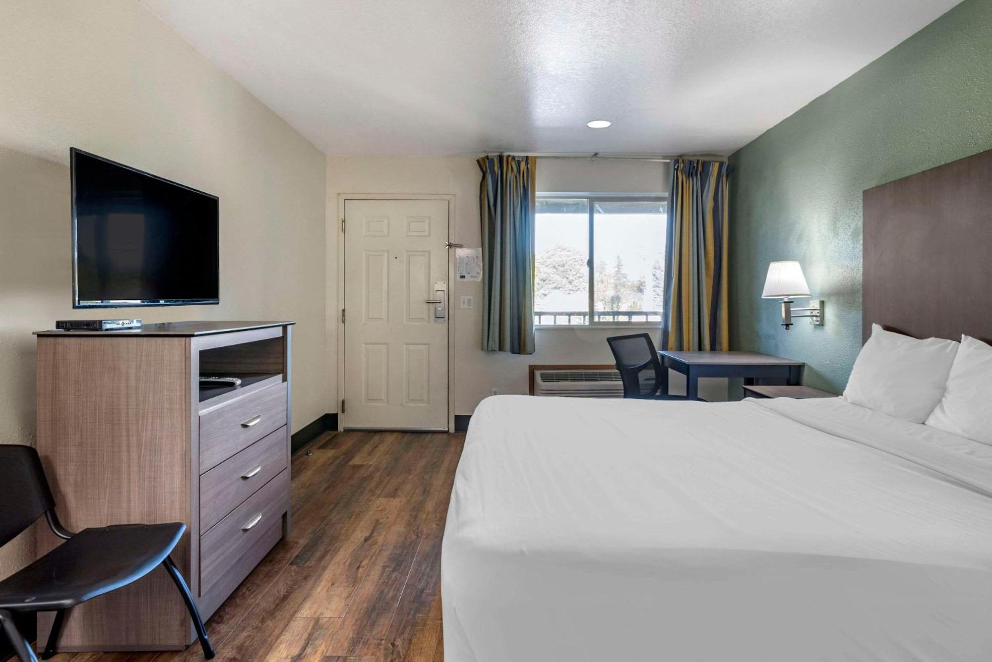 Econo Lodge Portland Airport Exteriér fotografie