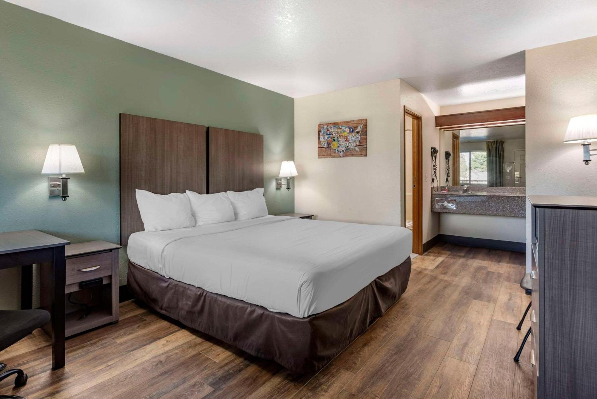 Econo Lodge Portland Airport Exteriér fotografie